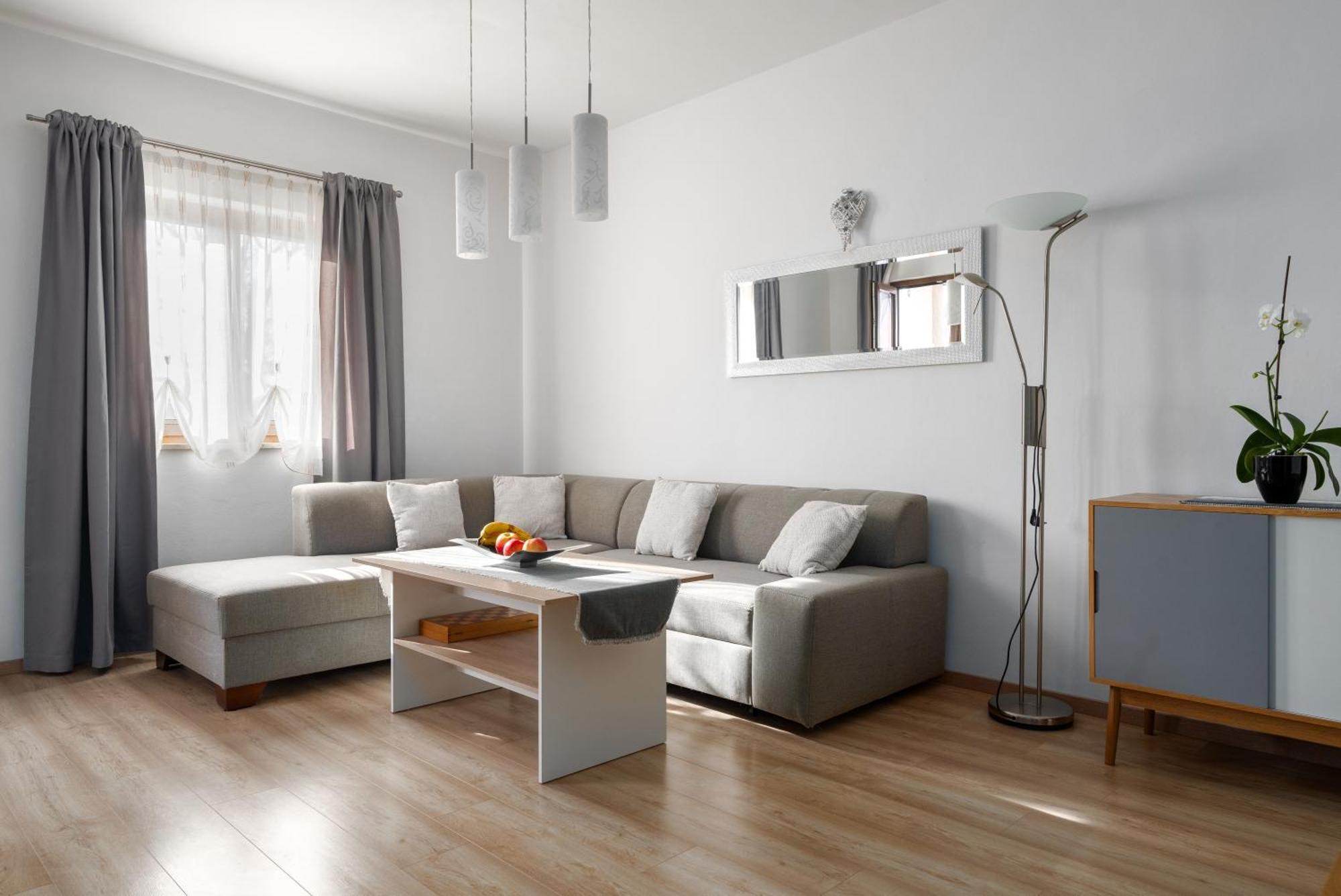 Apartment Morena Пореч Екстериор снимка